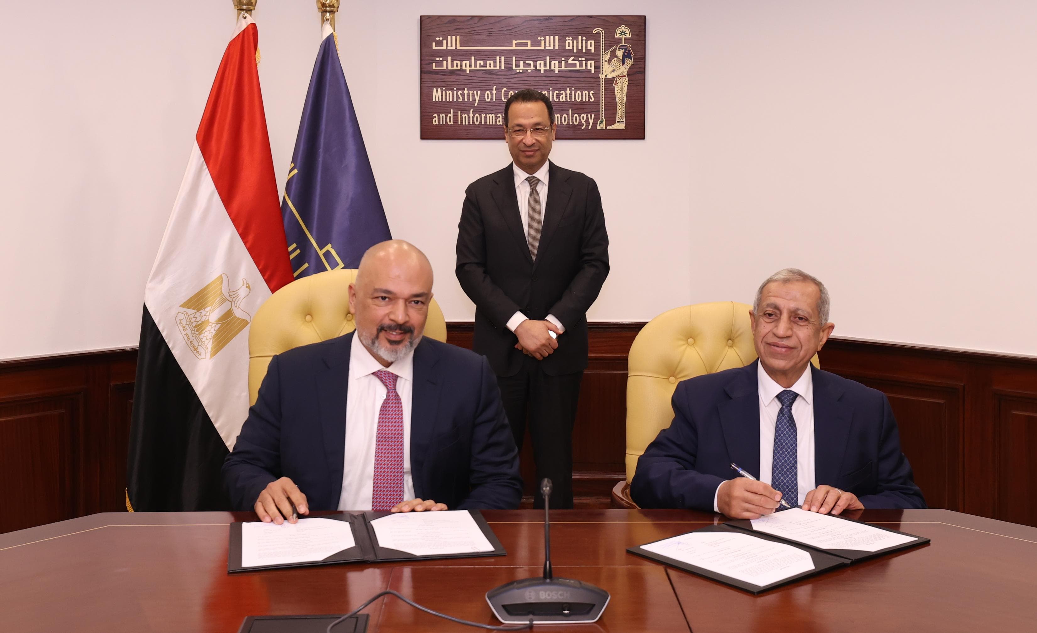 توقيع الشراكة بين إي آند والأكاديمية العربية للعلوم والتكنولوجيا والنقل البحري 